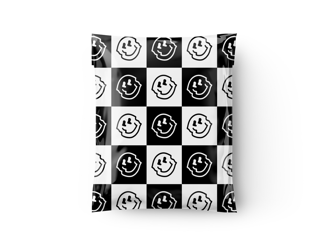 10X13 Retro checkered smileys poly mailers